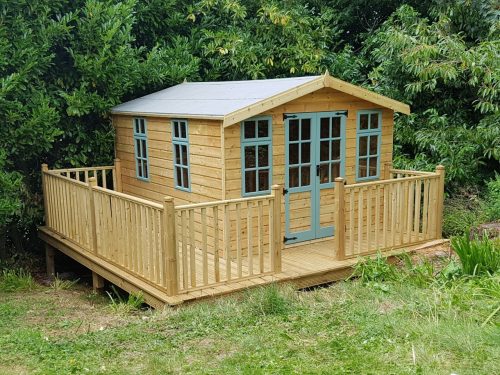 10ft x 8ft superior Georgian Summer House - Superior Spec 45 x 95mm frame / 22mm TGV Ship Lap	10 x 8ft Vacuum Pressure Treated Tanalised	Raised Decking Area / Windows Doors Cuprinol Shades